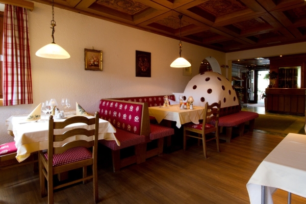 Hotel Berghof - direkt an der Nationalparkbahn (Bad Kleinkirchheim-Sankt Oswald)